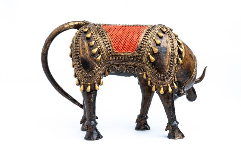 Handcrafted Dhokra art Brass Cow and Calf for Home Decor and Gifting